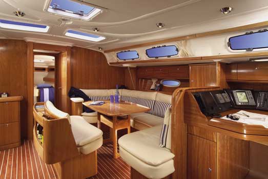 Charter Yacht zu chartern bei Sunja Yachting Bavaria 46 Cruiser 14